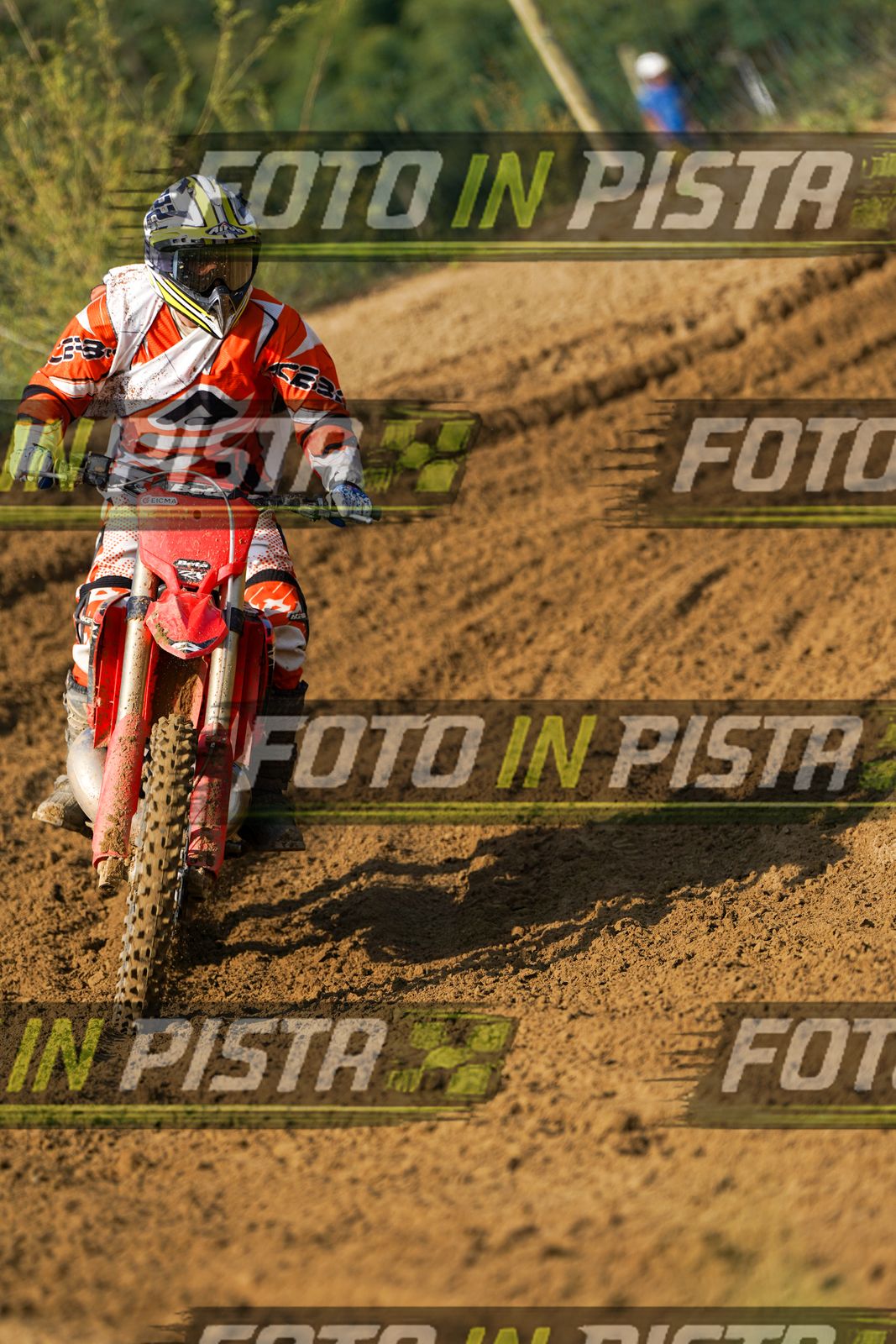 EICMA 20-09 11:00-12:00 · DOS01990