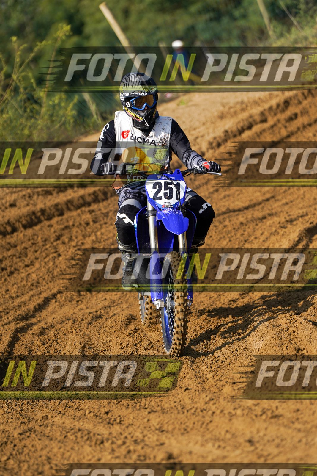 EICMA 20-09 11:00-12:00 · DOS01997