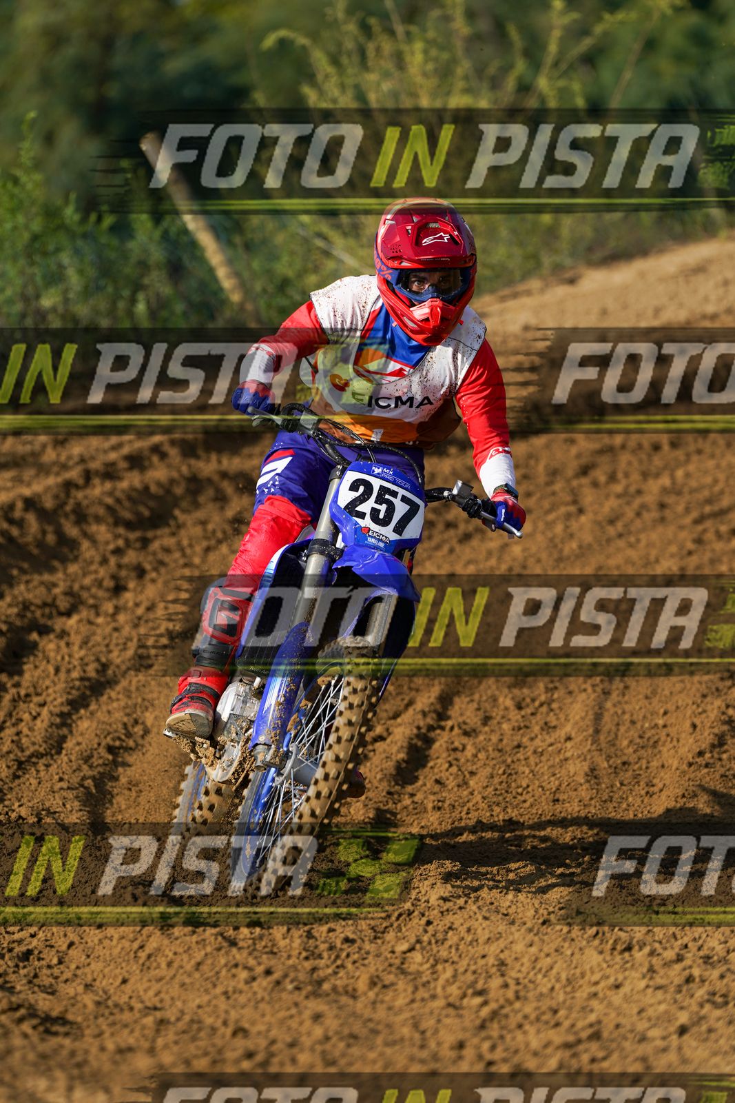 EICMA 20-09 11:00-12:00 · DOS02015