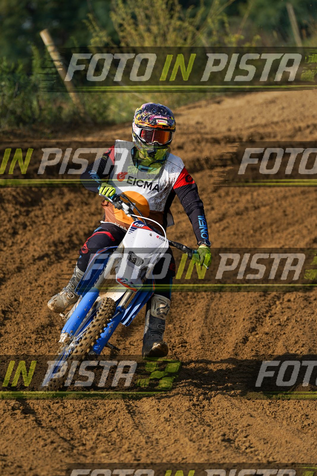 EICMA 20-09 11:00-12:00 · DOS02041