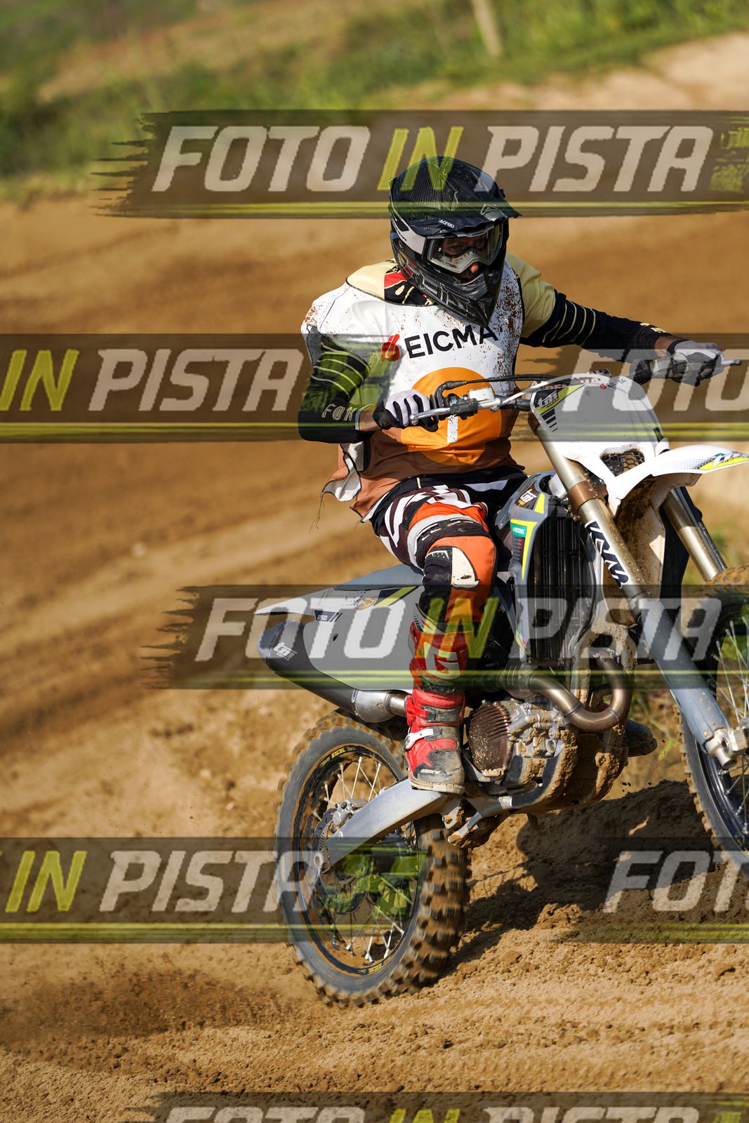 EICMA 20-09 11:00-12:00 · DOS02048