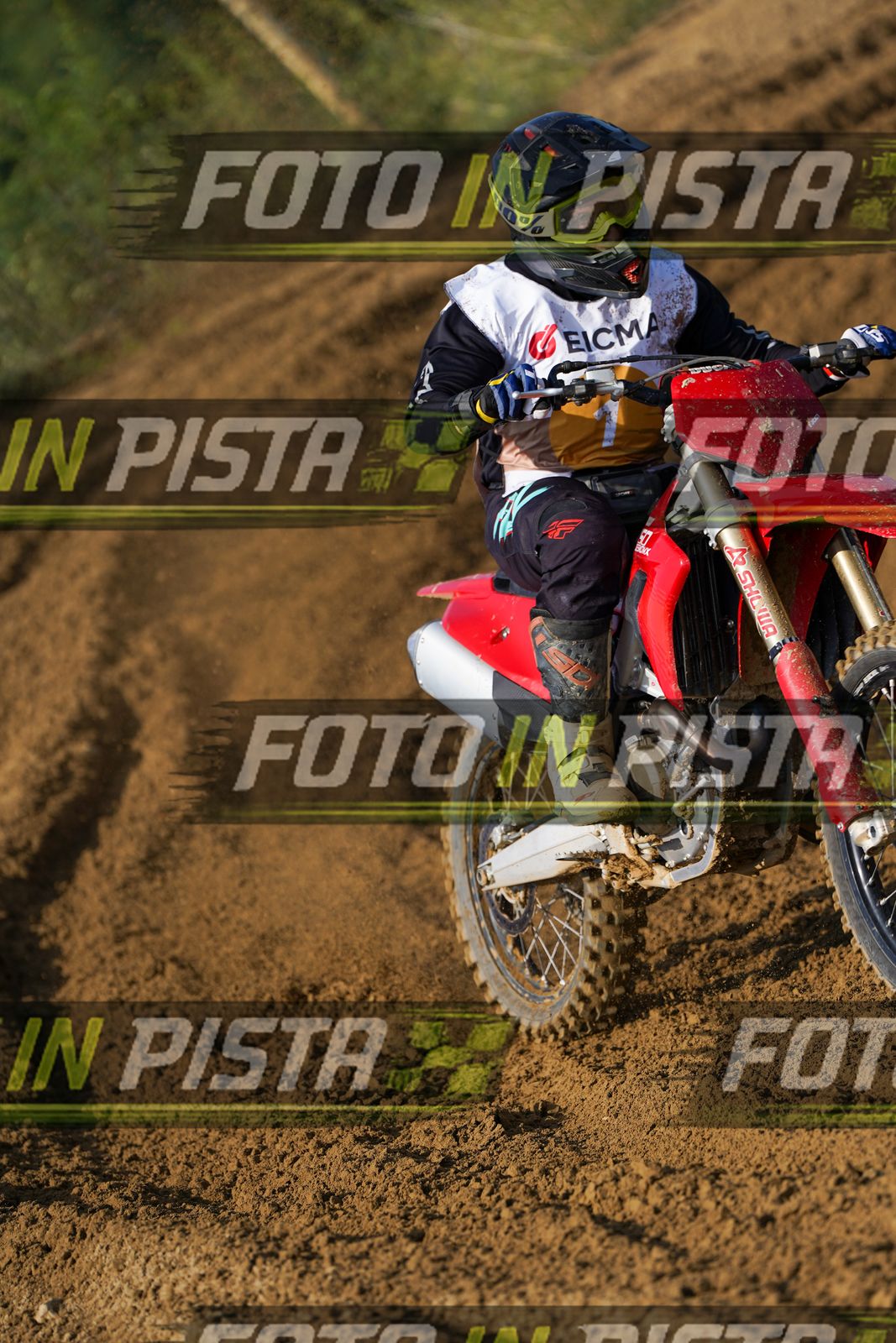 EICMA 20-09 11:00-12:00 · DOS02061