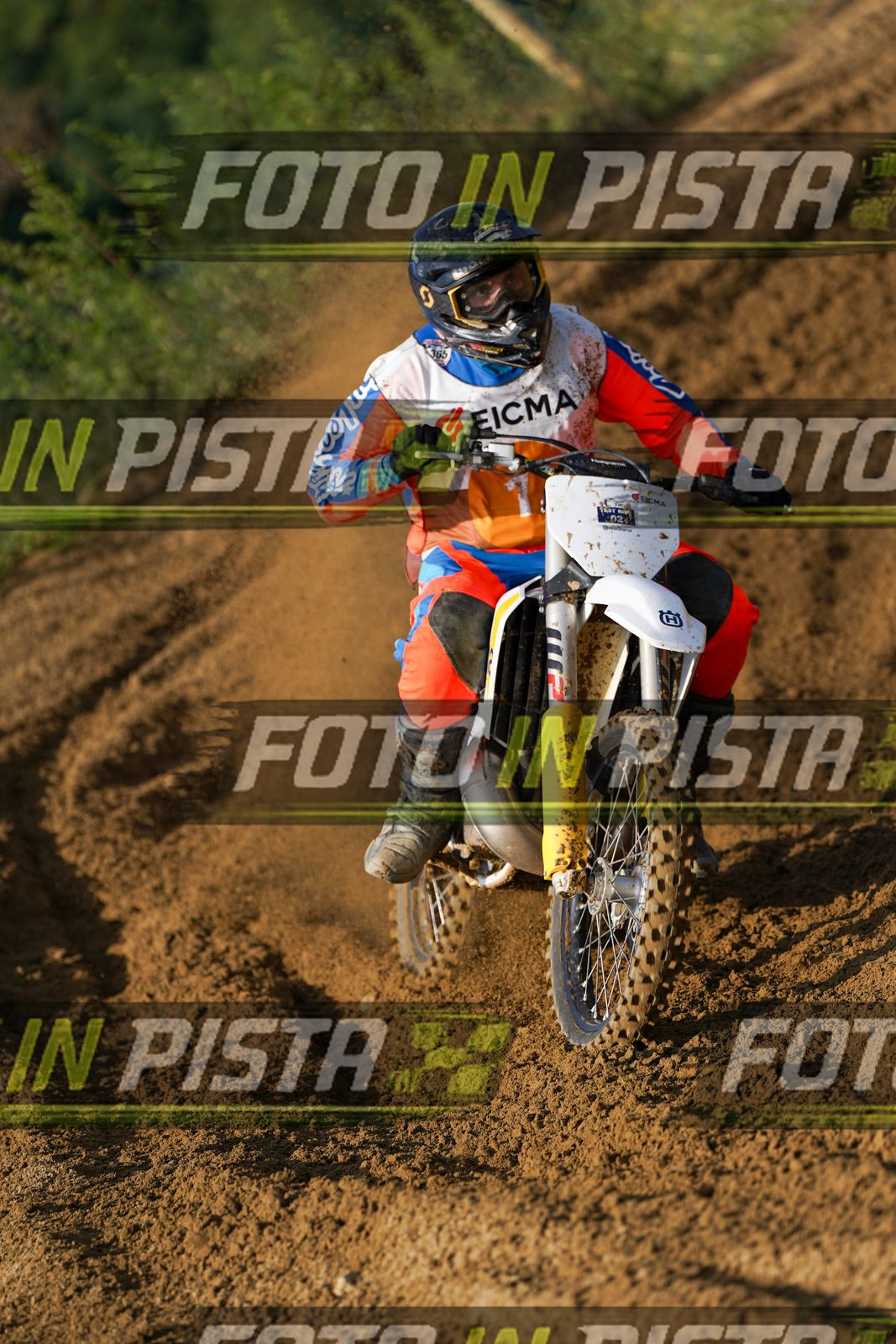 EICMA 20-09 11:00-12:00 · DOS02064