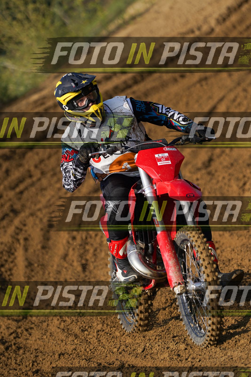 EICMA 20-09 11:00-12:00 · DOS02067
