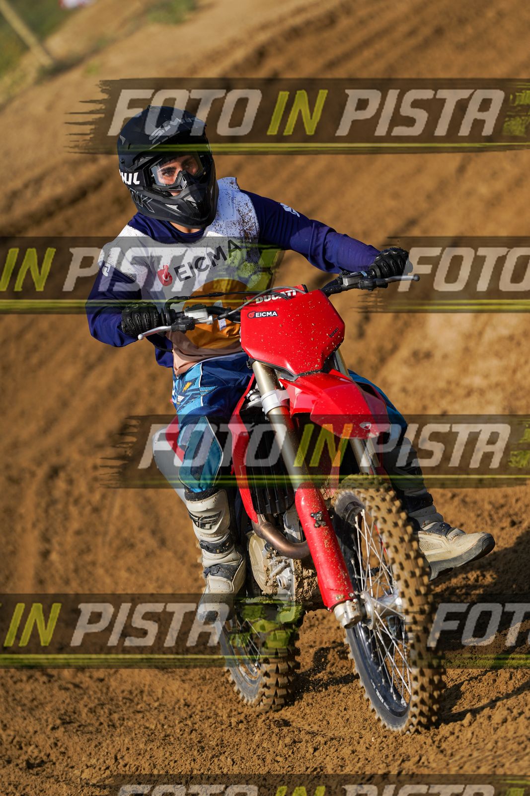 EICMA 20-09 11:00-12:00 · DOS02084