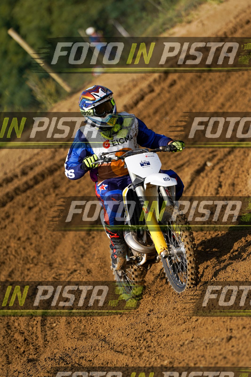 EICMA 20-09 11:00-12:00 · DOS02113