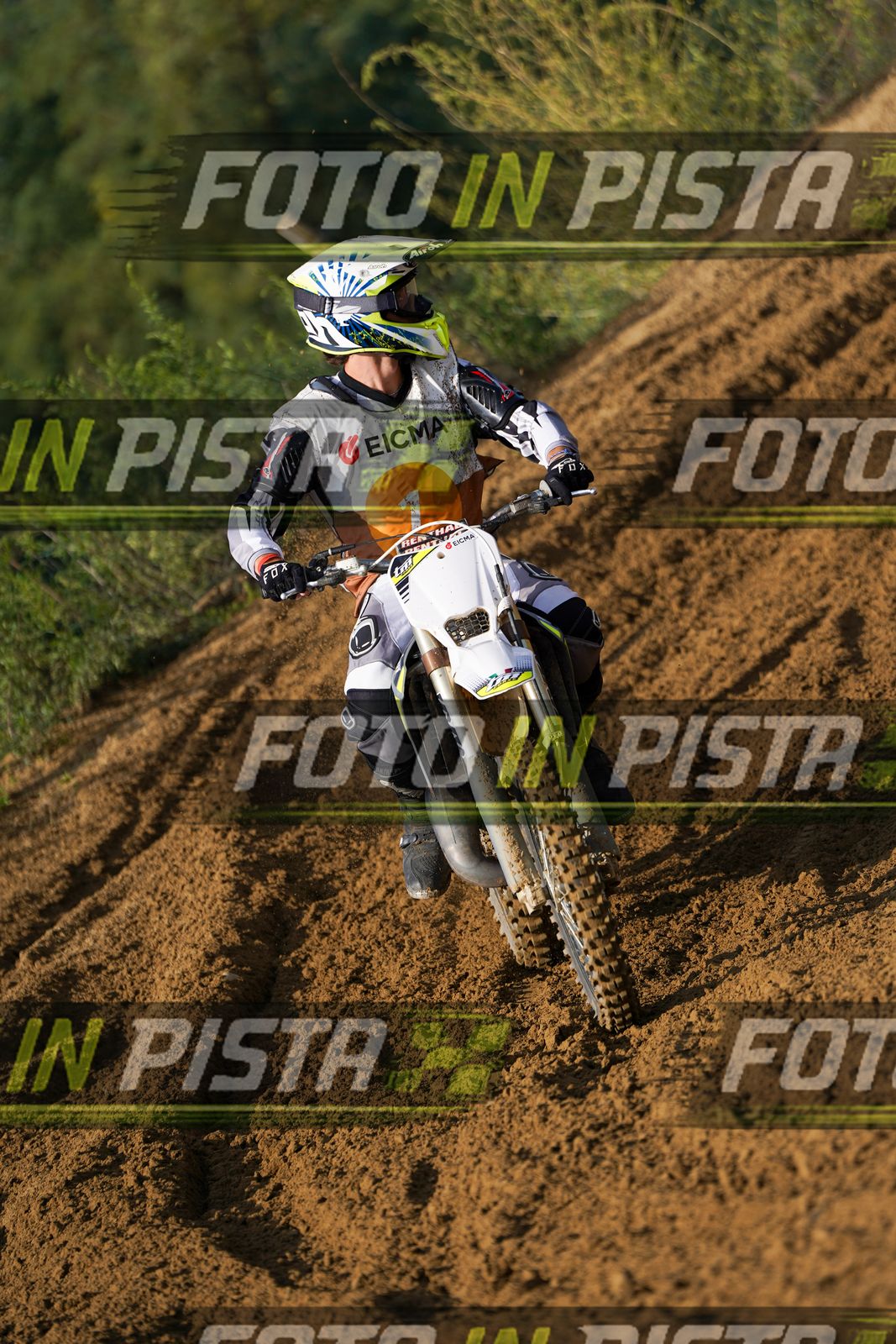 EICMA 20-09 11:00-12:00 · DOS02116