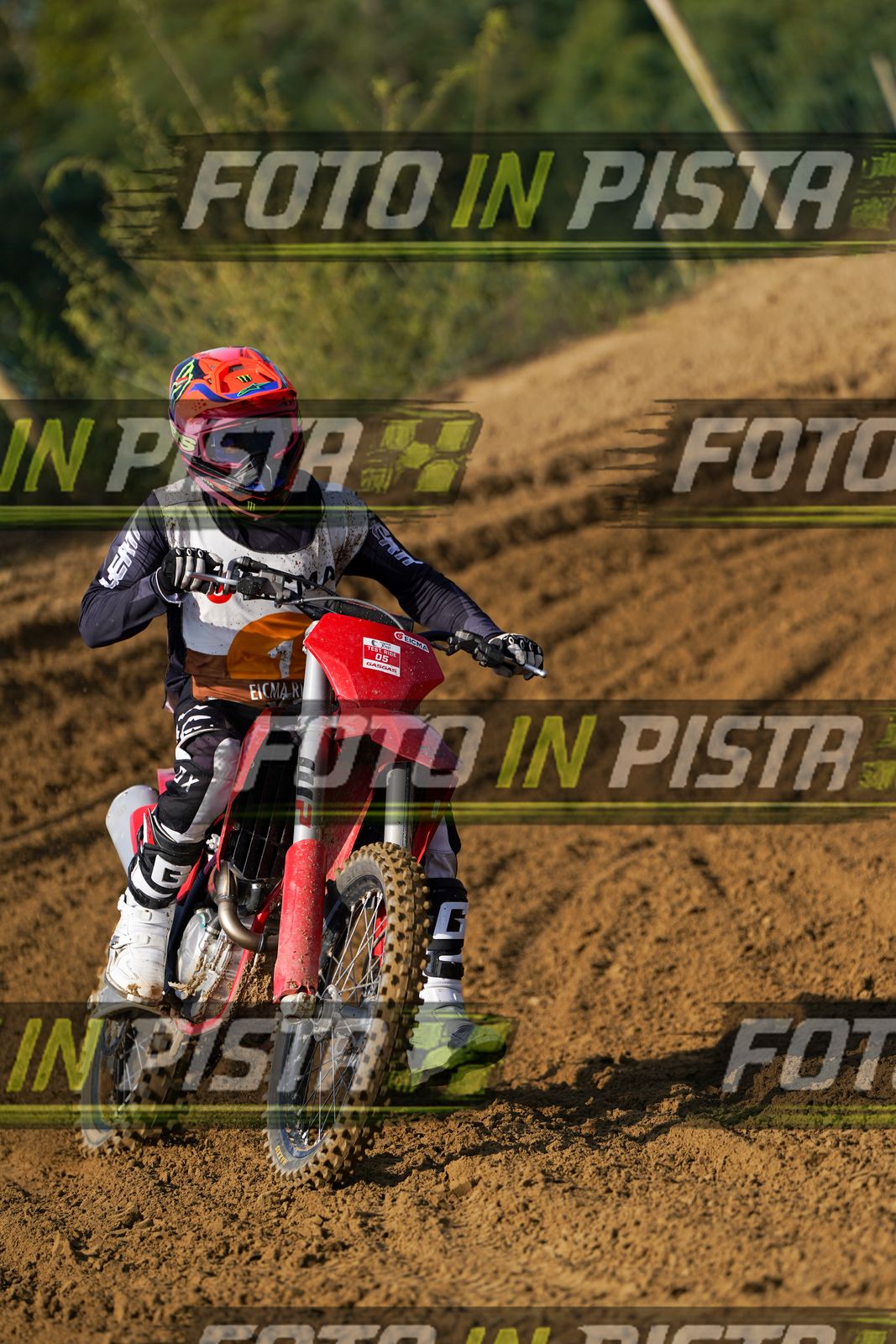 EICMA 20-09 11:00-12:00 · DOS02122