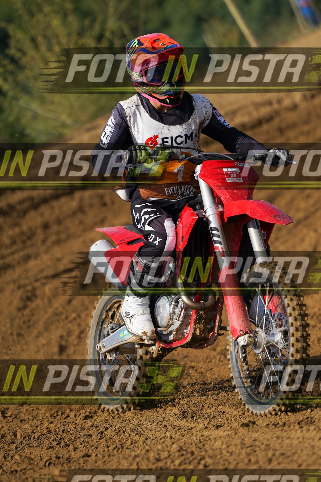 EICMA 20-09 11:00-12:00 · DOS02124