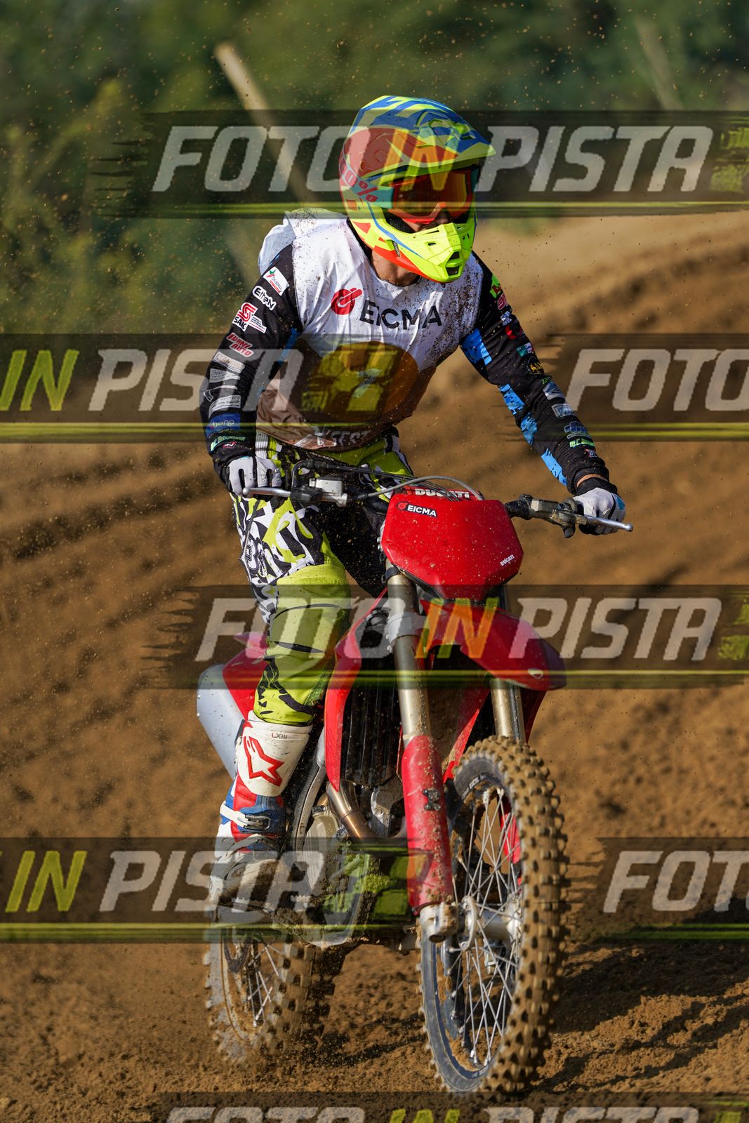 EICMA 20-09 11:00-12:00 · DOS02131