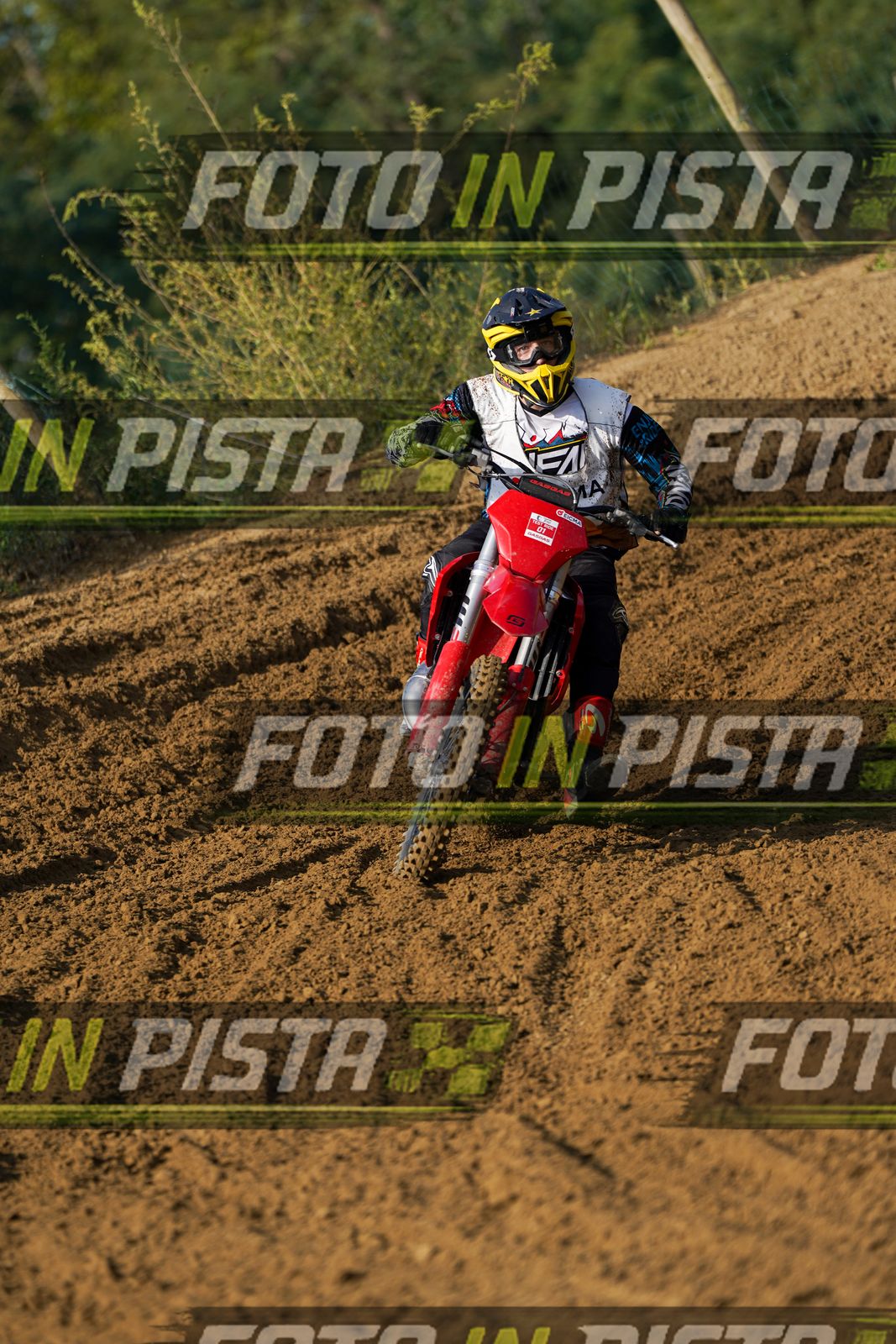 EICMA 20-09 11:00-12:00 · DOS02134