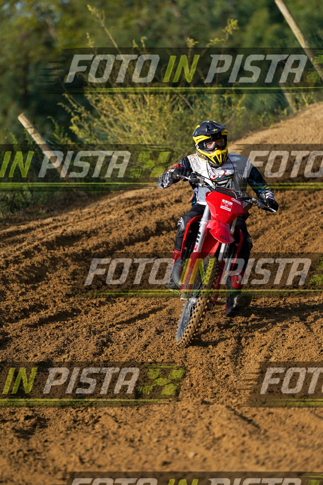 EICMA 20-09 11:00-12:00 · DOS02135