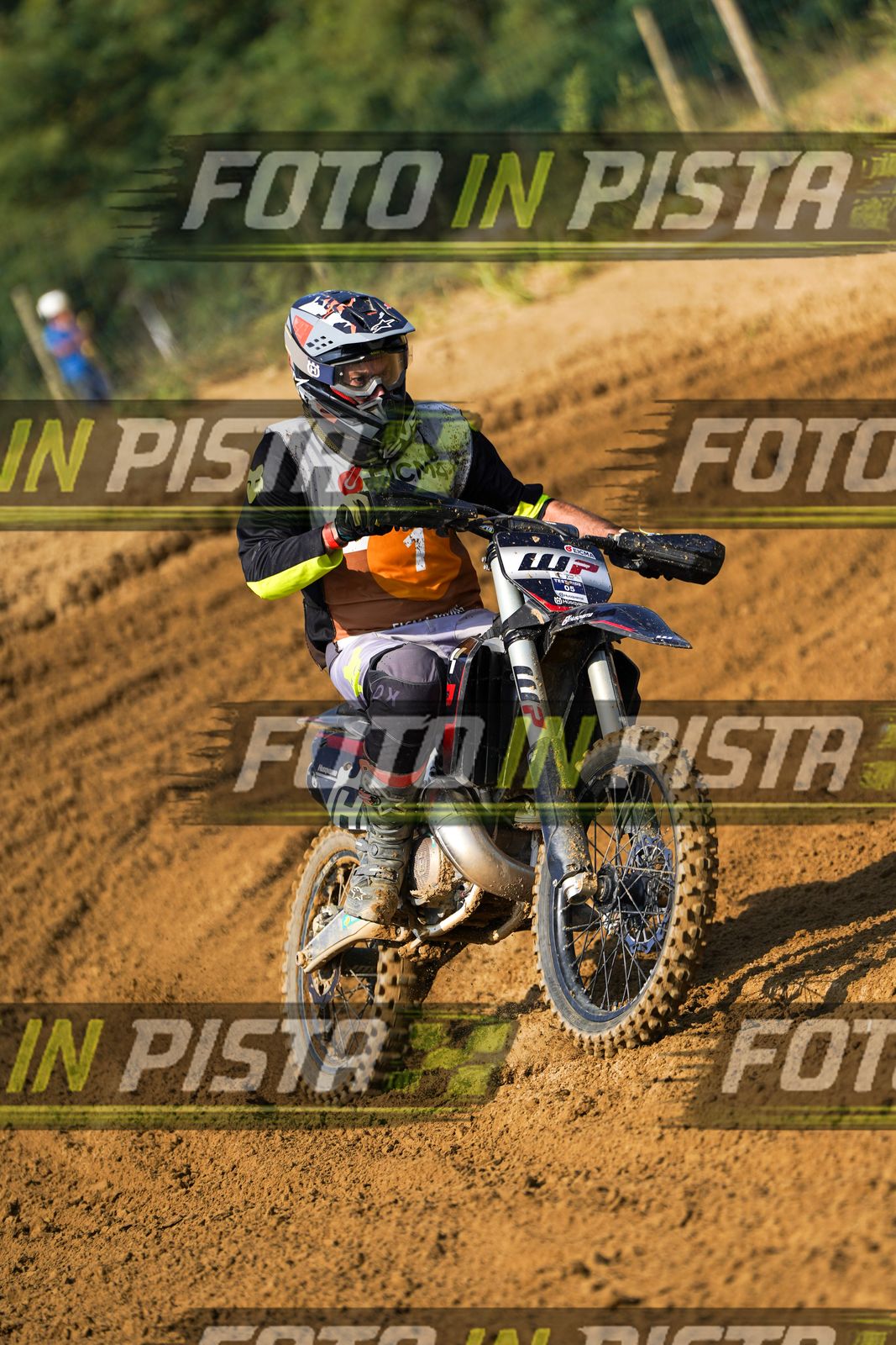 EICMA 20-09 11:00-12:00 · DOS02137
