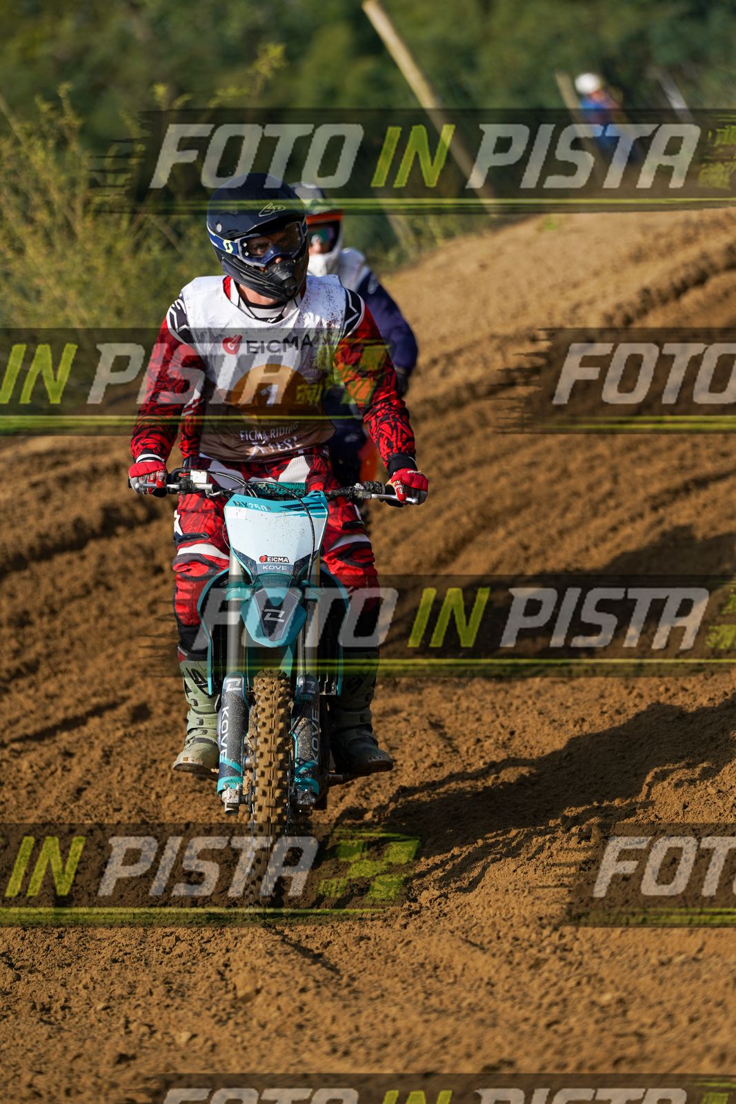 EICMA 20-09 11:00-12:00 · DOS02140