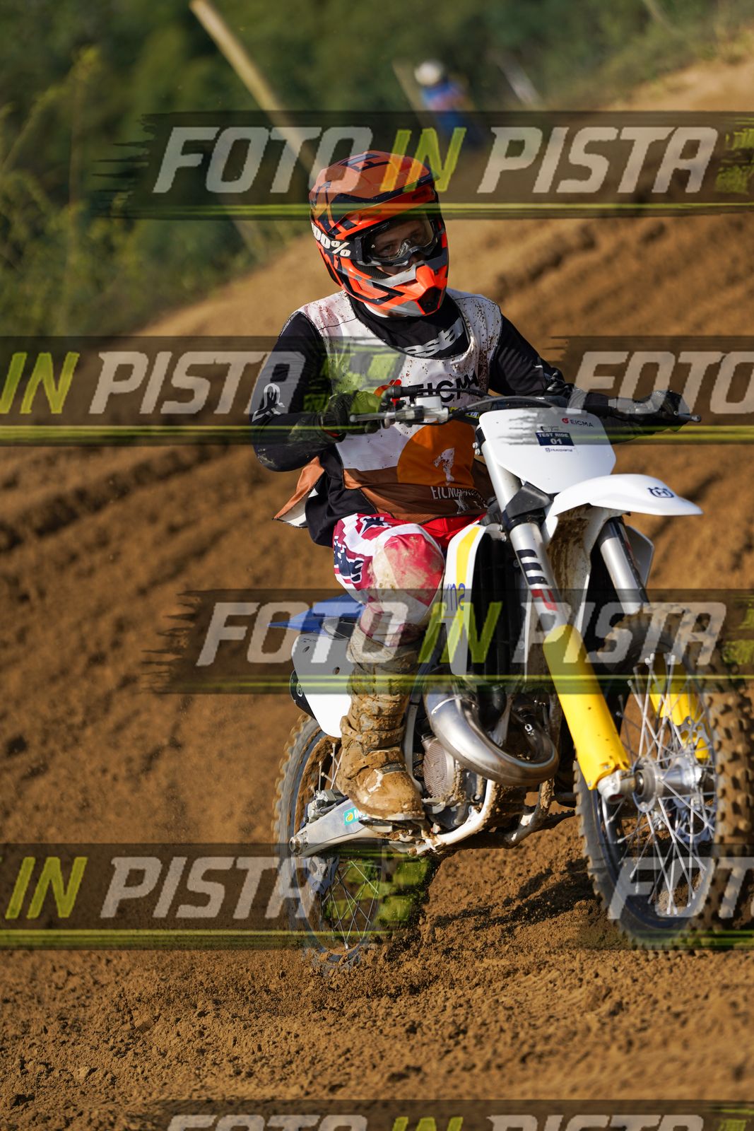 EICMA 20-09 11:00-12:00 · DOS02149