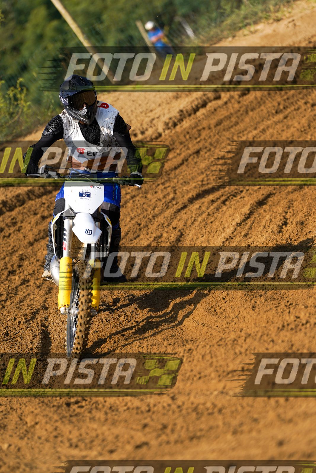 EICMA 20-09 11:00-12:00 · DOS02151