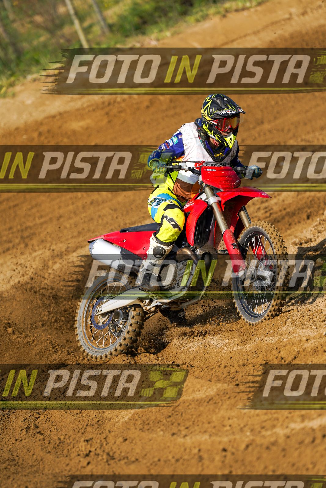 EICMA 20-09 11:00-12:00 · DOS02174