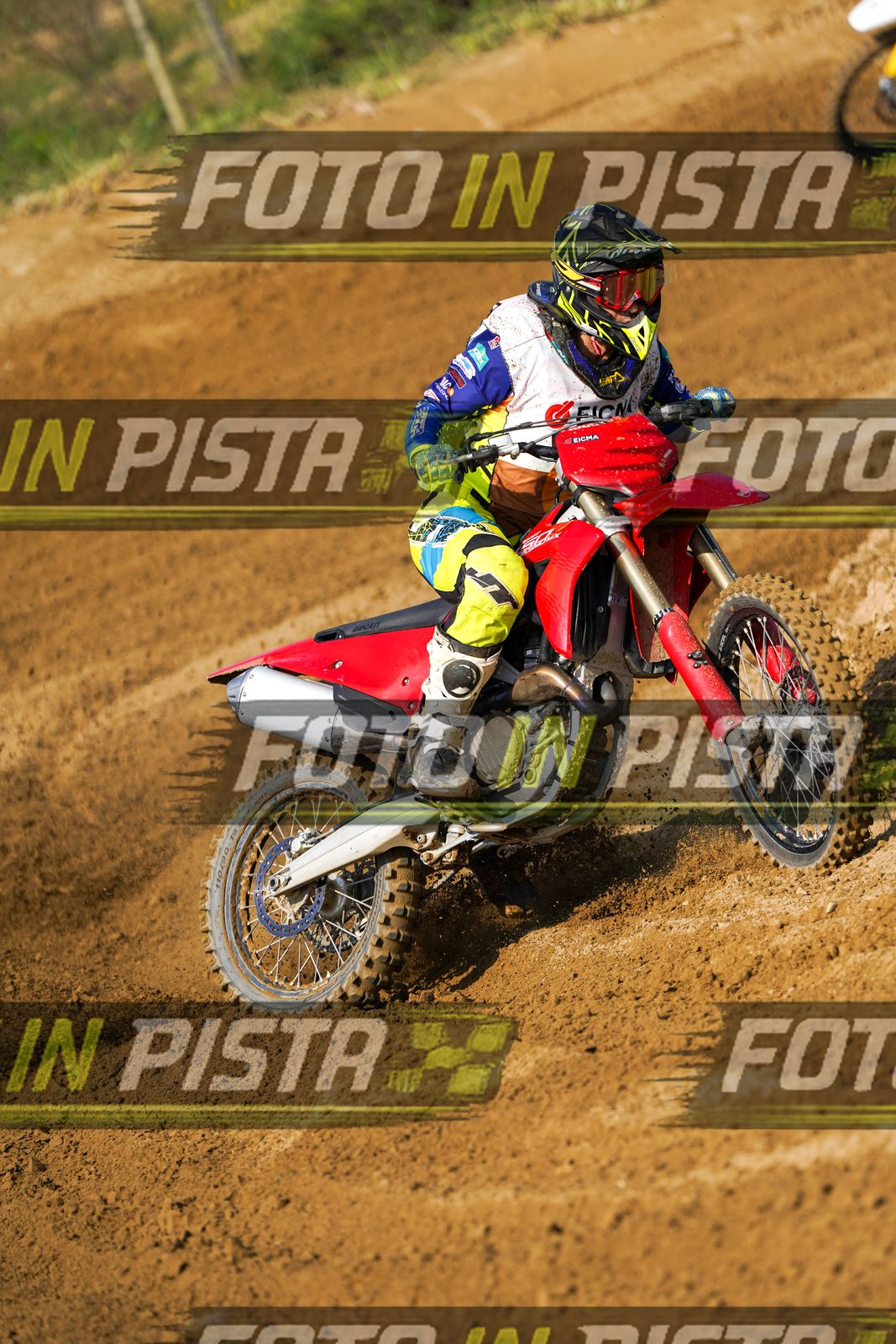 EICMA 20-09 11:00-12:00 · DOS02175