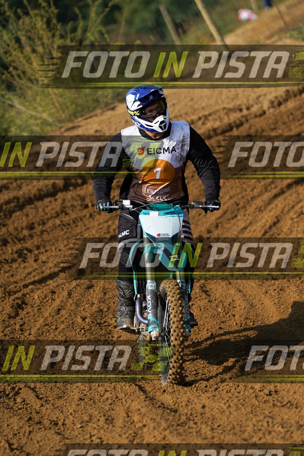 EICMA 20-09 11:00-12:00 · DOS02179