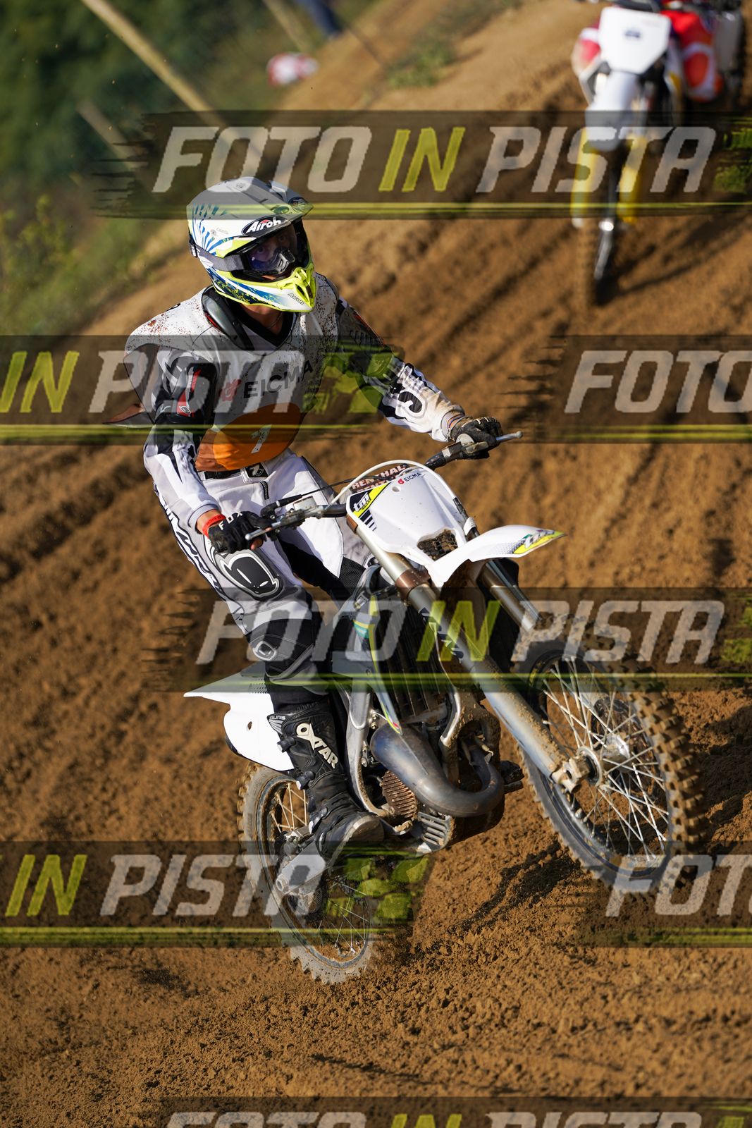 EICMA 20-09 11:00-12:00 · DOS02200
