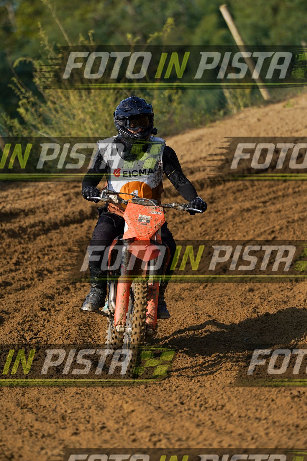 EICMA 20-09 11:00-12:00 · DOS02224