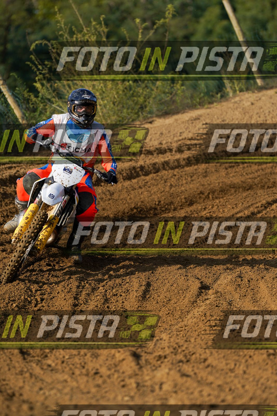 EICMA 20-09 11:00-12:00 · DOS02234