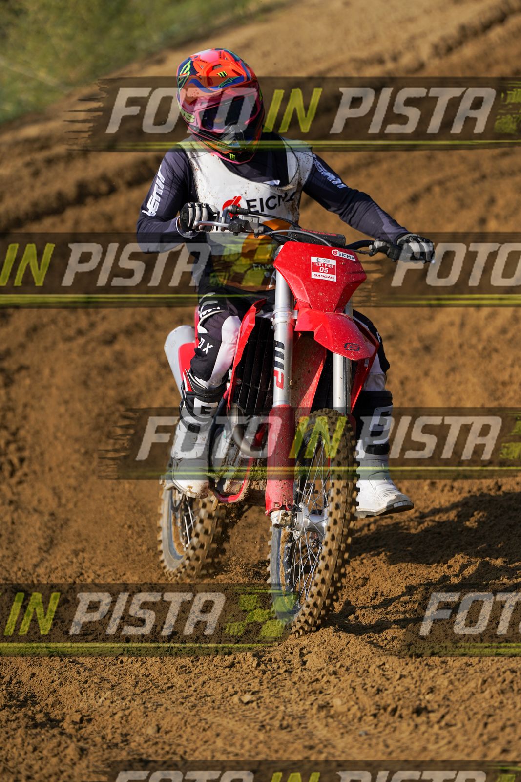 EICMA 20-09 11:00-12:00 · DOS02249