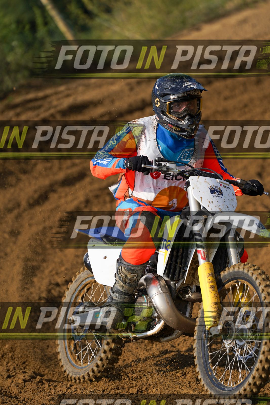 EICMA 20-09 11:00-12:00 · DOS02259