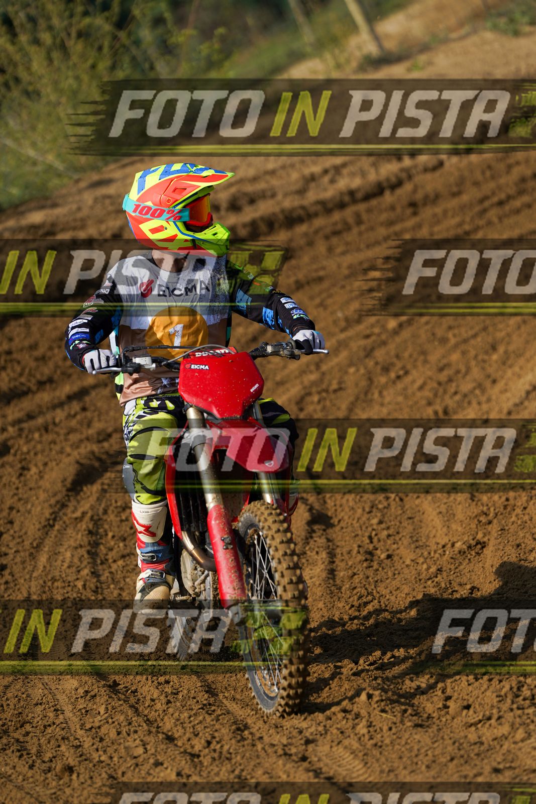 EICMA 20-09 11:00-12:00 · DOS02260