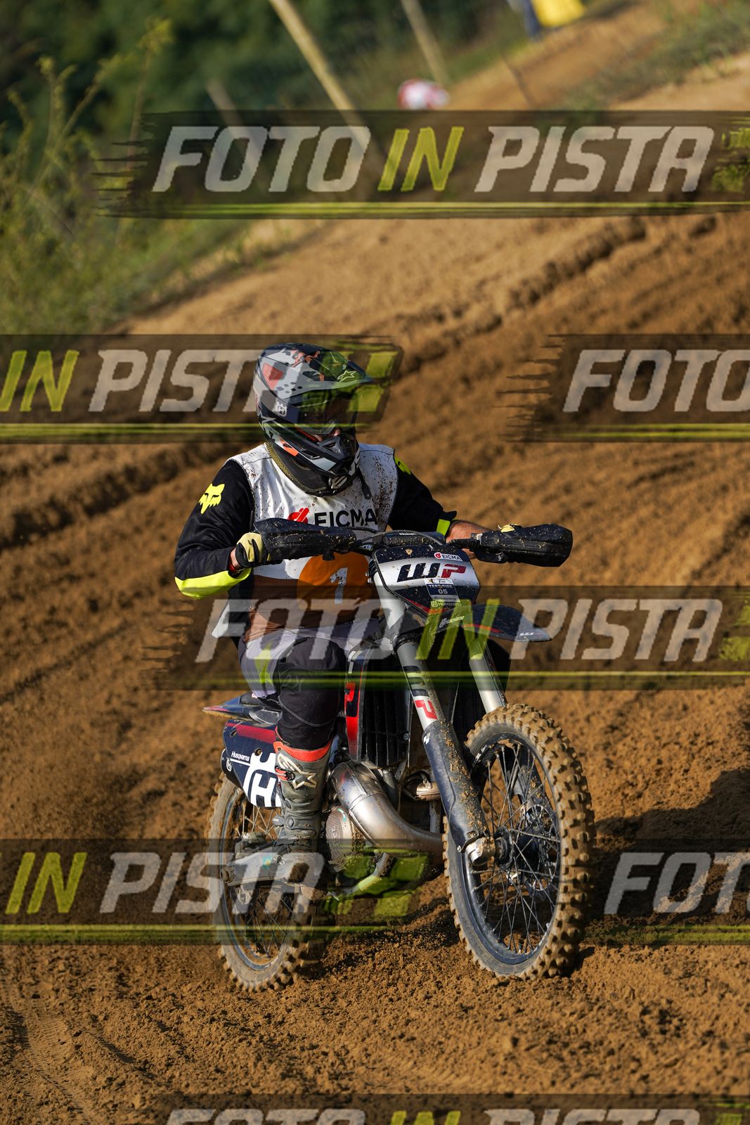 EICMA 20-09 11:00-12:00 · DOS02268