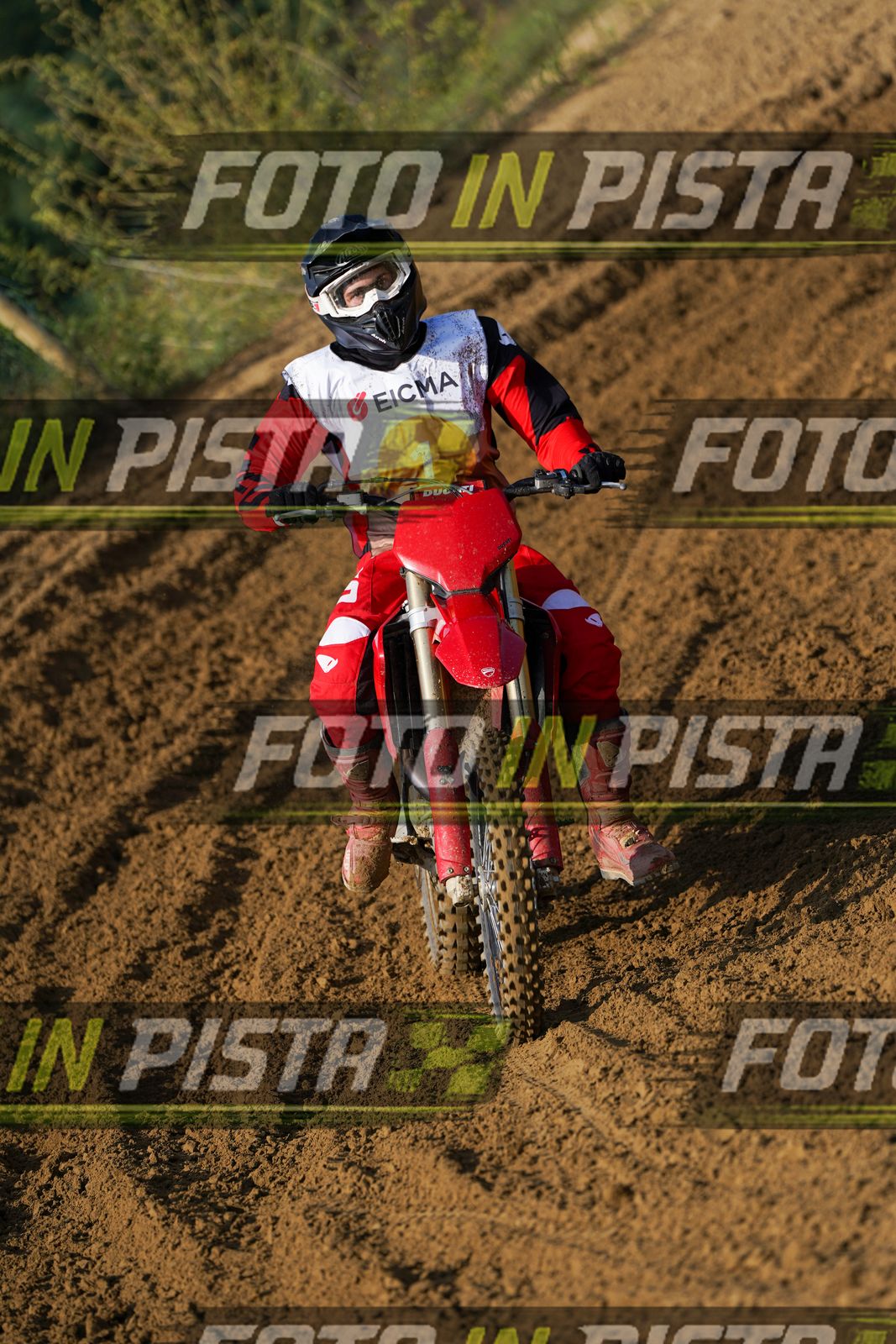 EICMA 20-09 11:00-12:00 · DOS02270