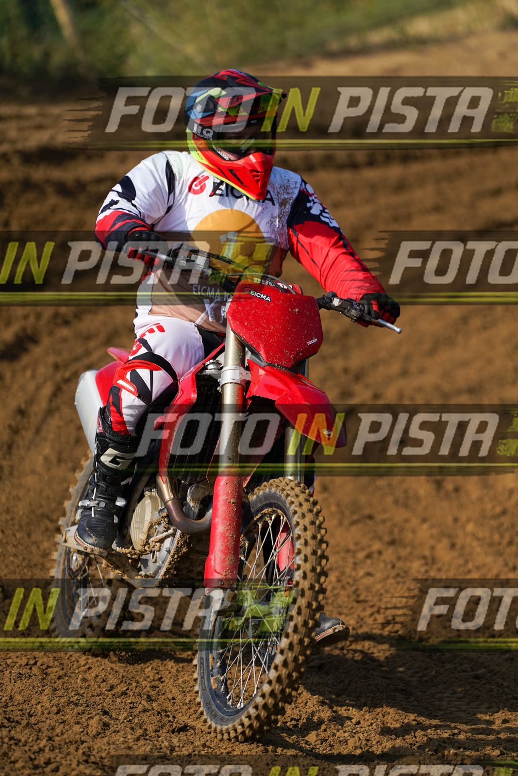 EICMA 20-09 11:00-12:00 · DOS02285