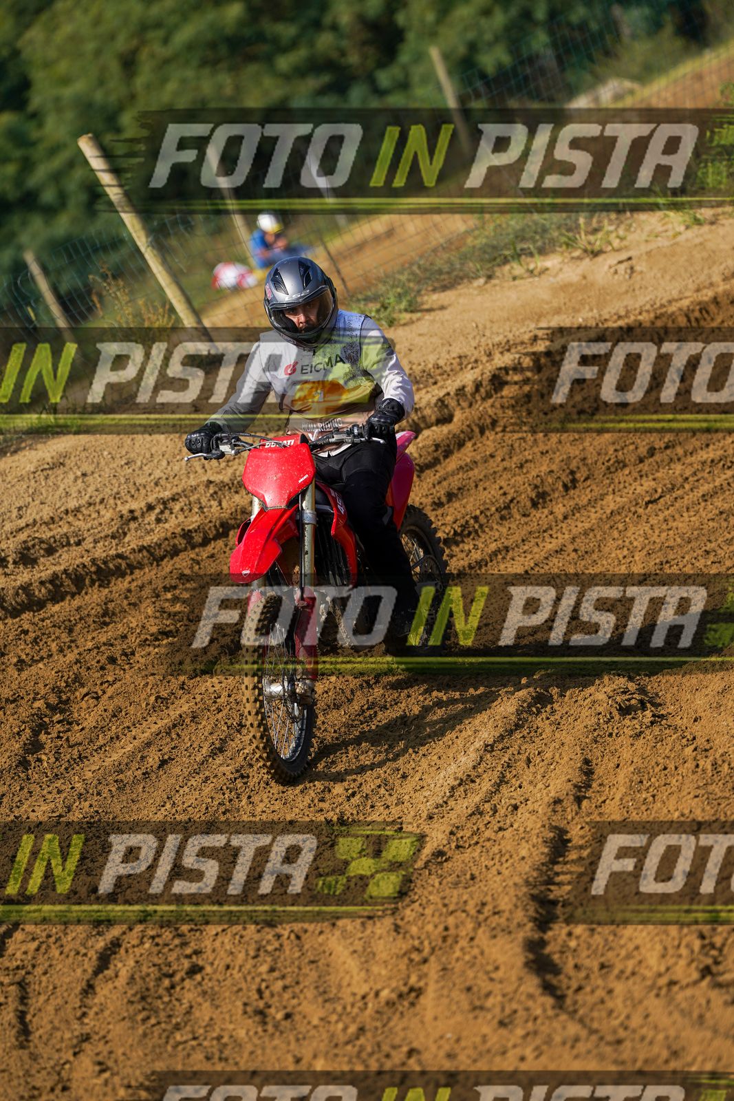 EICMA 20-09 11:00-12:00 · DOS02287
