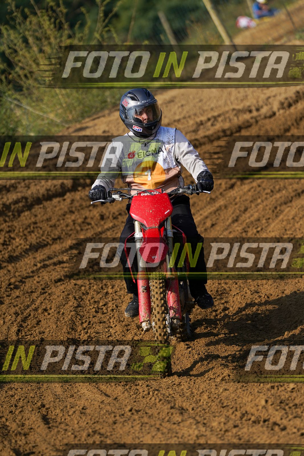 EICMA 20-09 11:00-12:00 · DOS02290