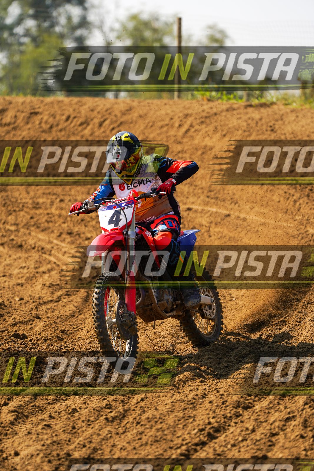 EICMA 20-09 11:00-12:00 · DOS02293