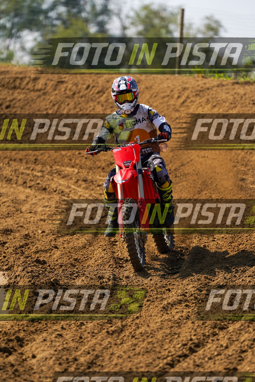 EICMA 20-09 11:00-12:00 · DOS02294