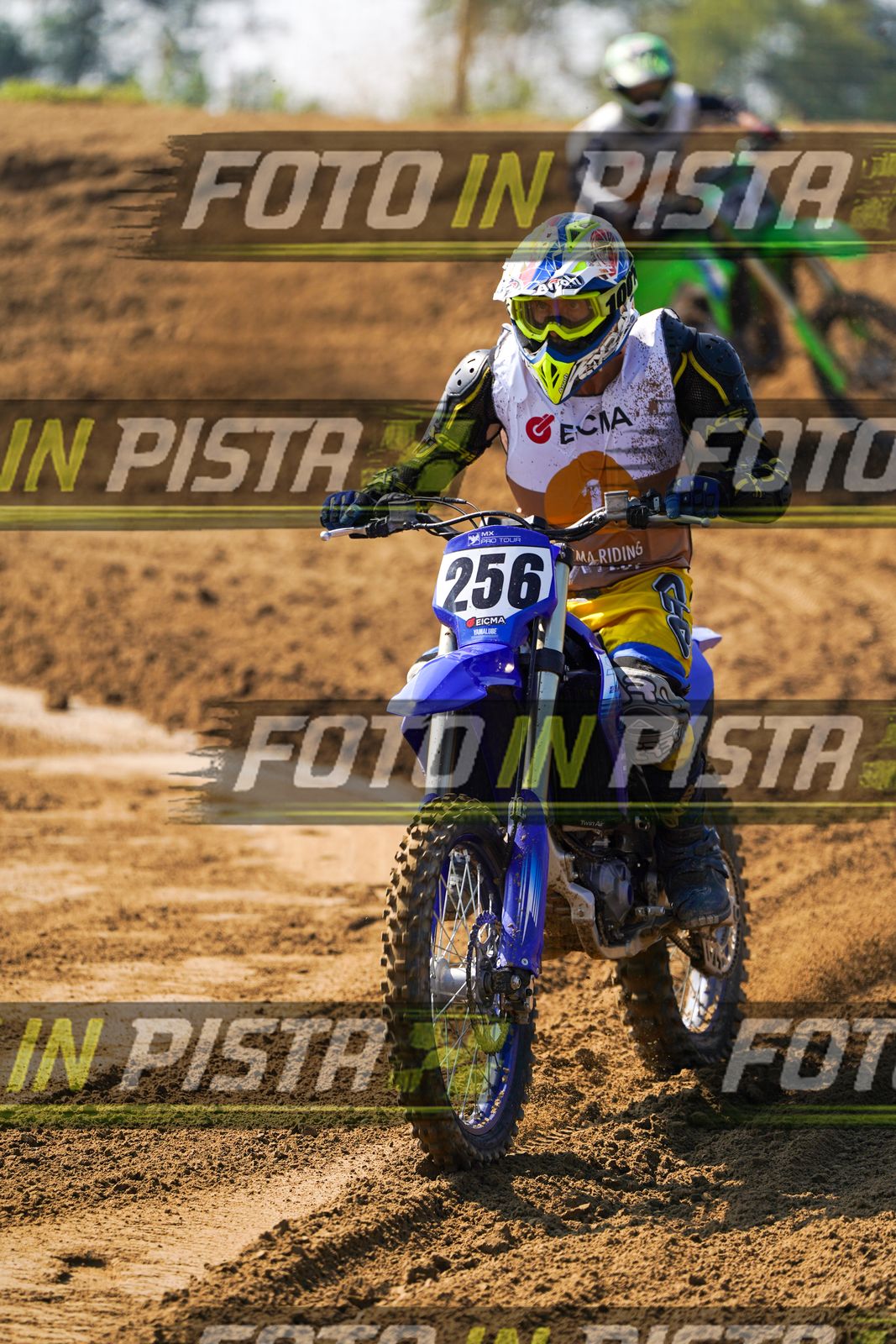 EICMA 20-09 11:00-12:00 · DOS02313
