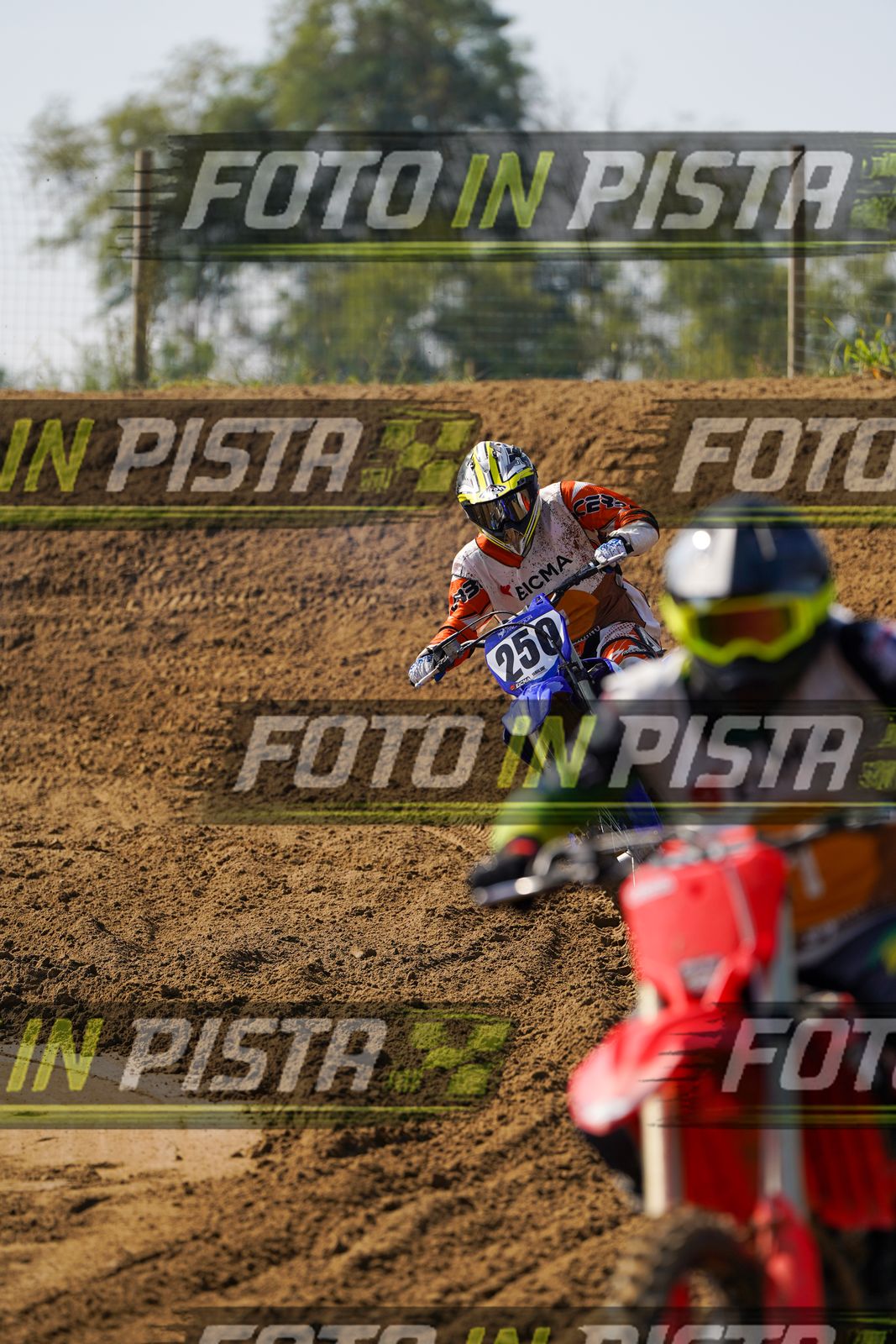 EICMA 20-09 11:00-12:00 · DOS02320