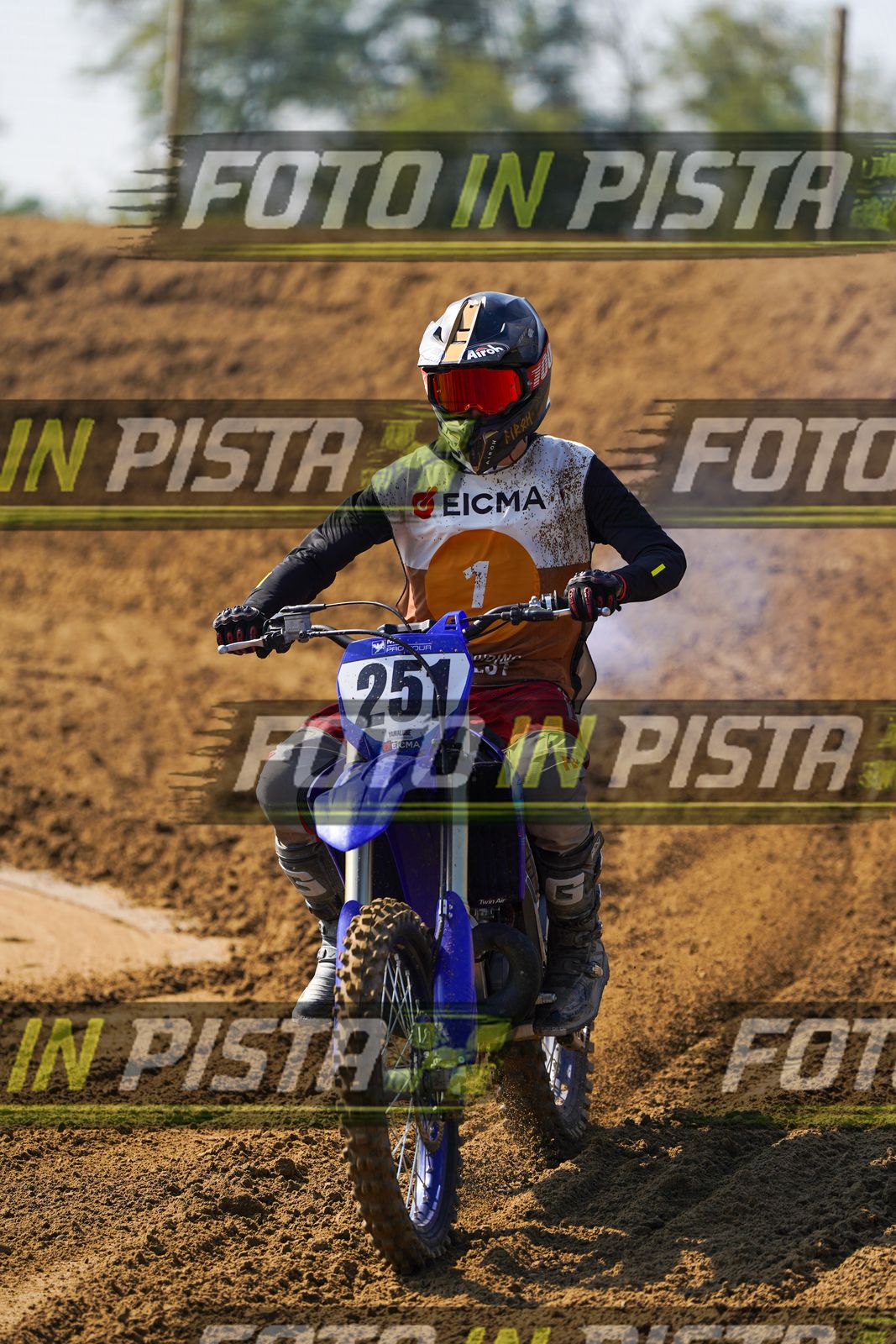 EICMA 20-09 11:00-12:00 · DOS02326