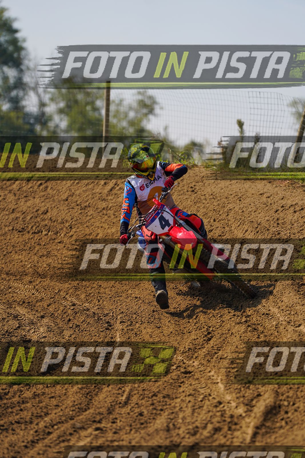EICMA 20-09 11:00-12:00 · DOS02327