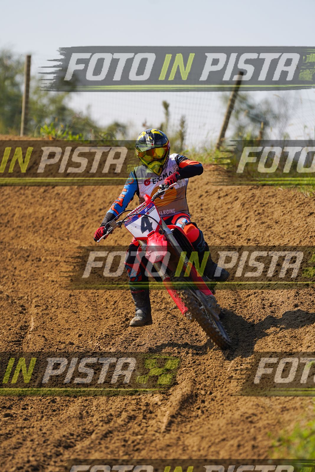 EICMA 20-09 11:00-12:00 · DOS02330
