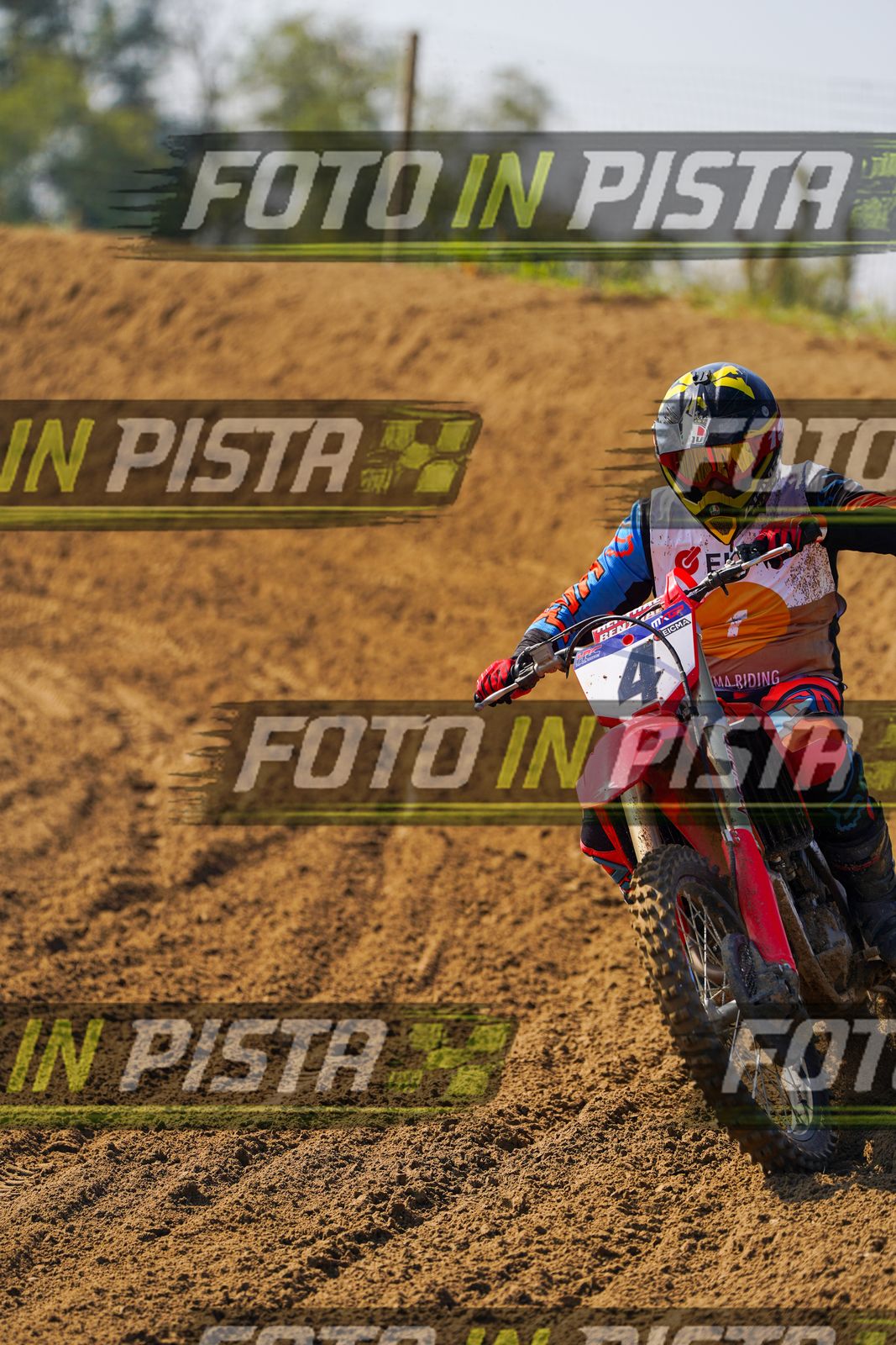 EICMA 20-09 11:00-12:00 · DOS02333