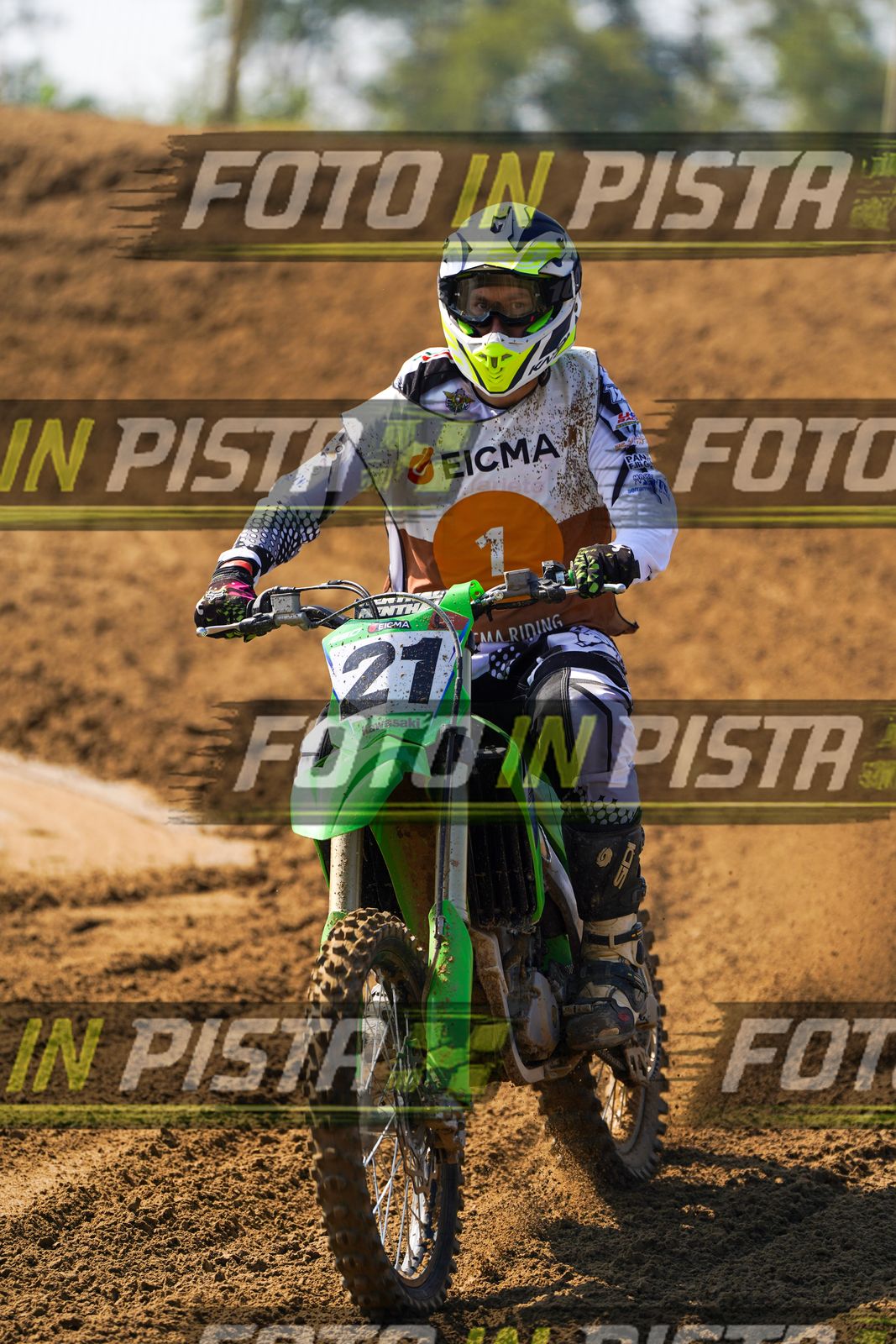 EICMA 20-09 11:00-12:00 · DOS02351