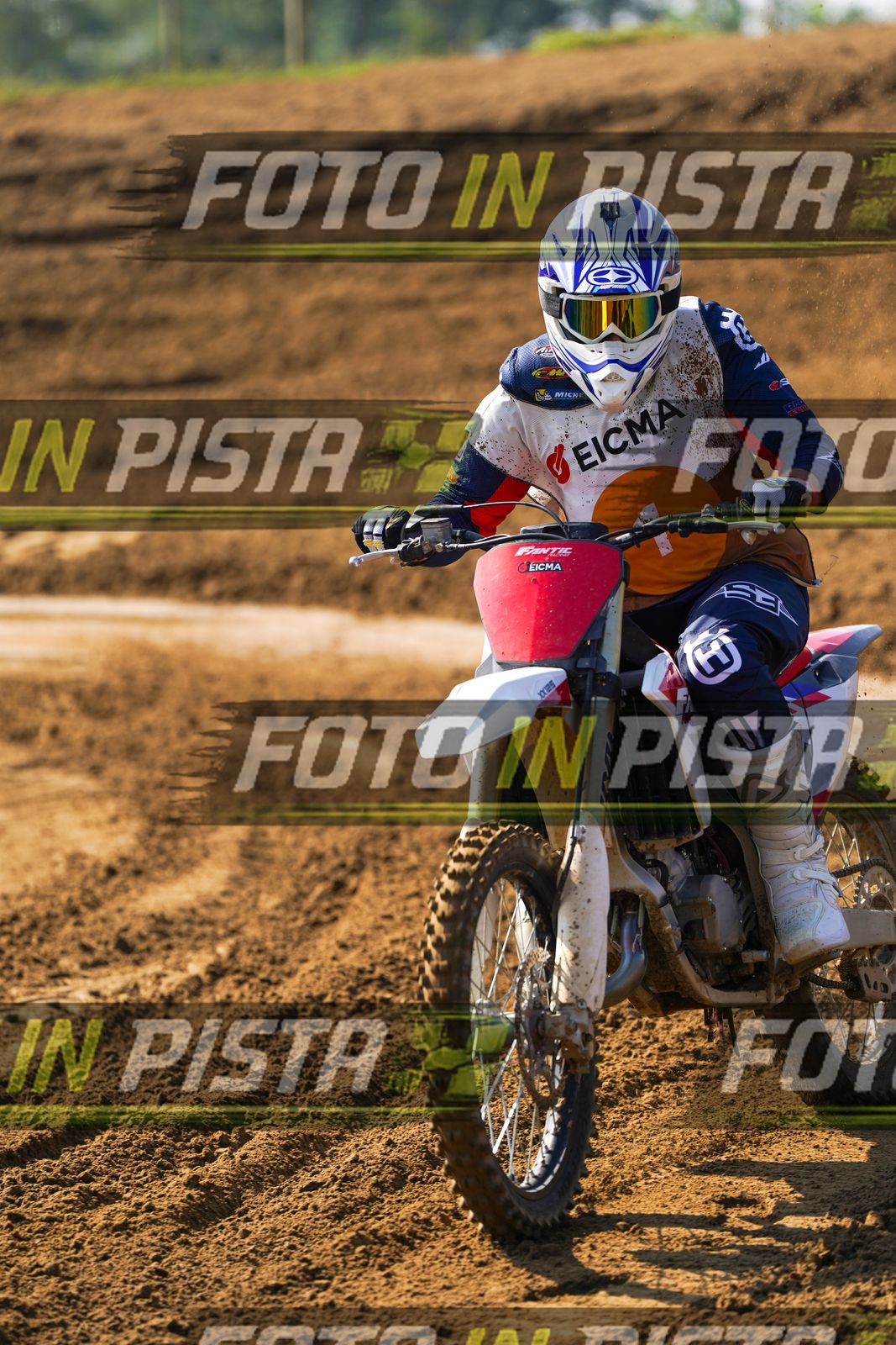 EICMA 20-09 11:00-12:00 · DOS02359