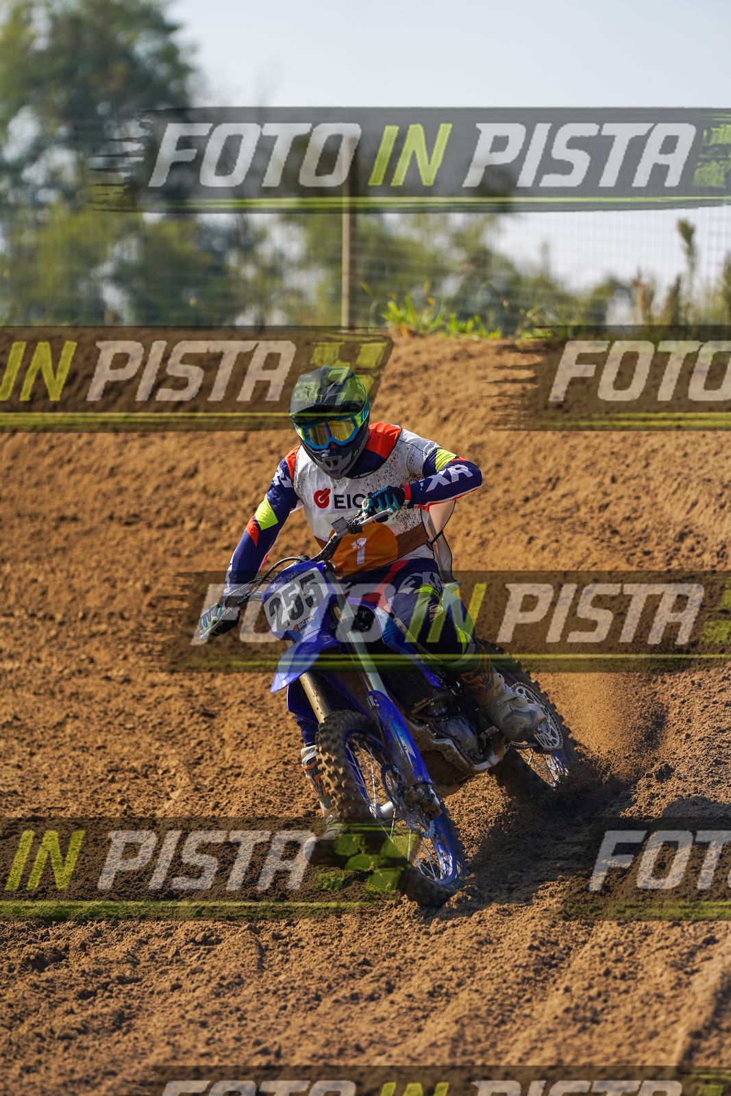 EICMA 20-09 11:00-12:00 · DOS02385