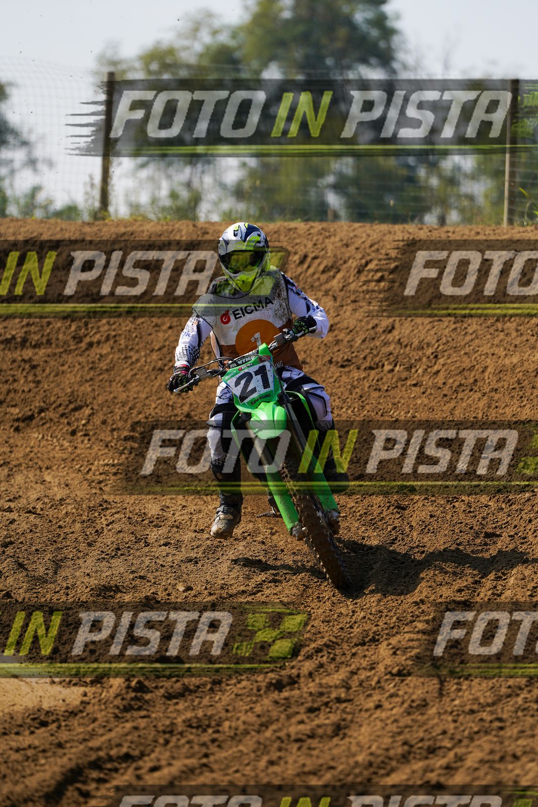 EICMA 20-09 11:00-12:00 · DOS02394