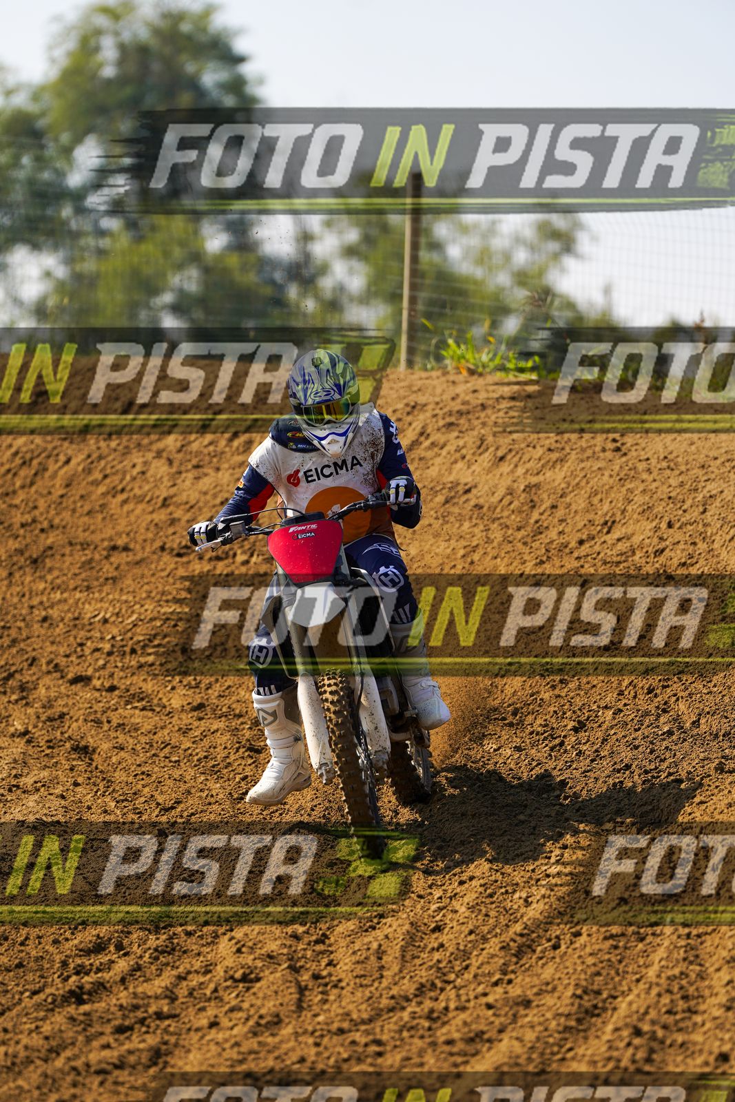 EICMA 20-09 11:00-12:00 · DOS02409