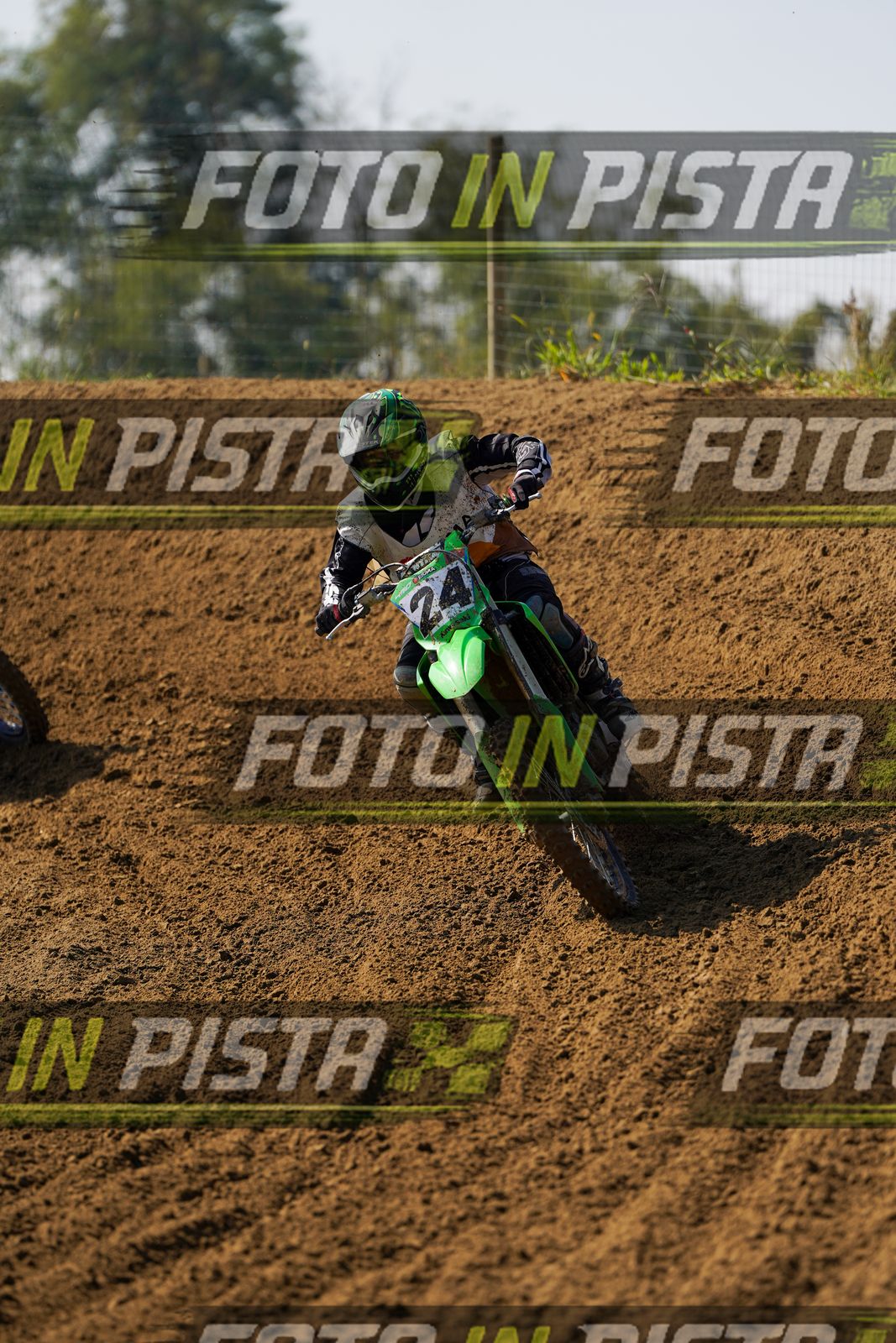 EICMA 20-09 11:00-12:00 · DOS02410