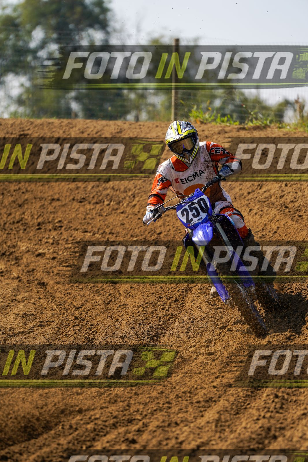 EICMA 20-09 11:00-12:00 · DOS02414