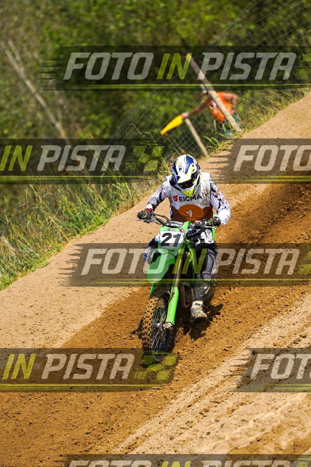 EICMA 20-09 11:00-12:00 · DOS02435